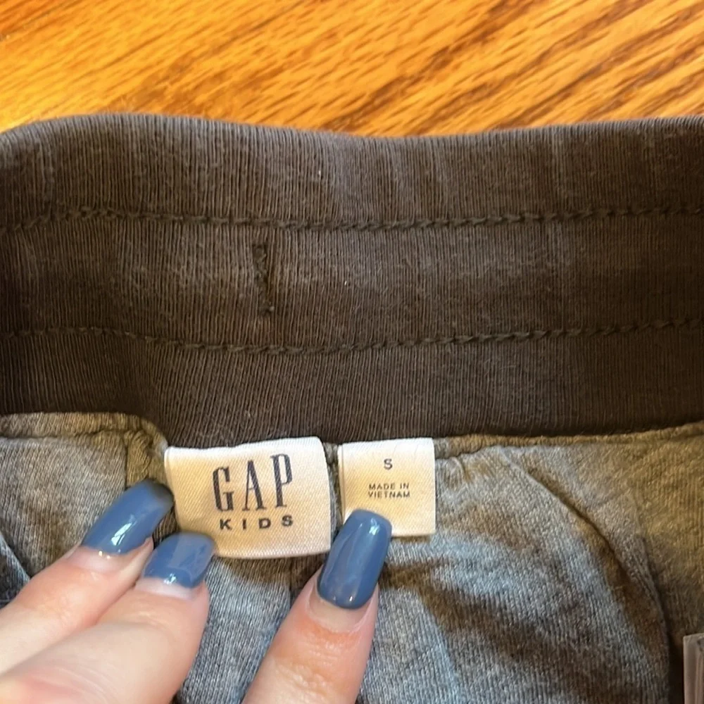 GAP Boy’s Grey Cargo Joggers Size S